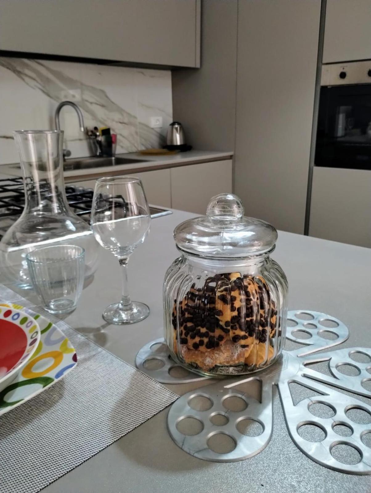 Domus Vetriera Apartment Палермо Екстериор снимка