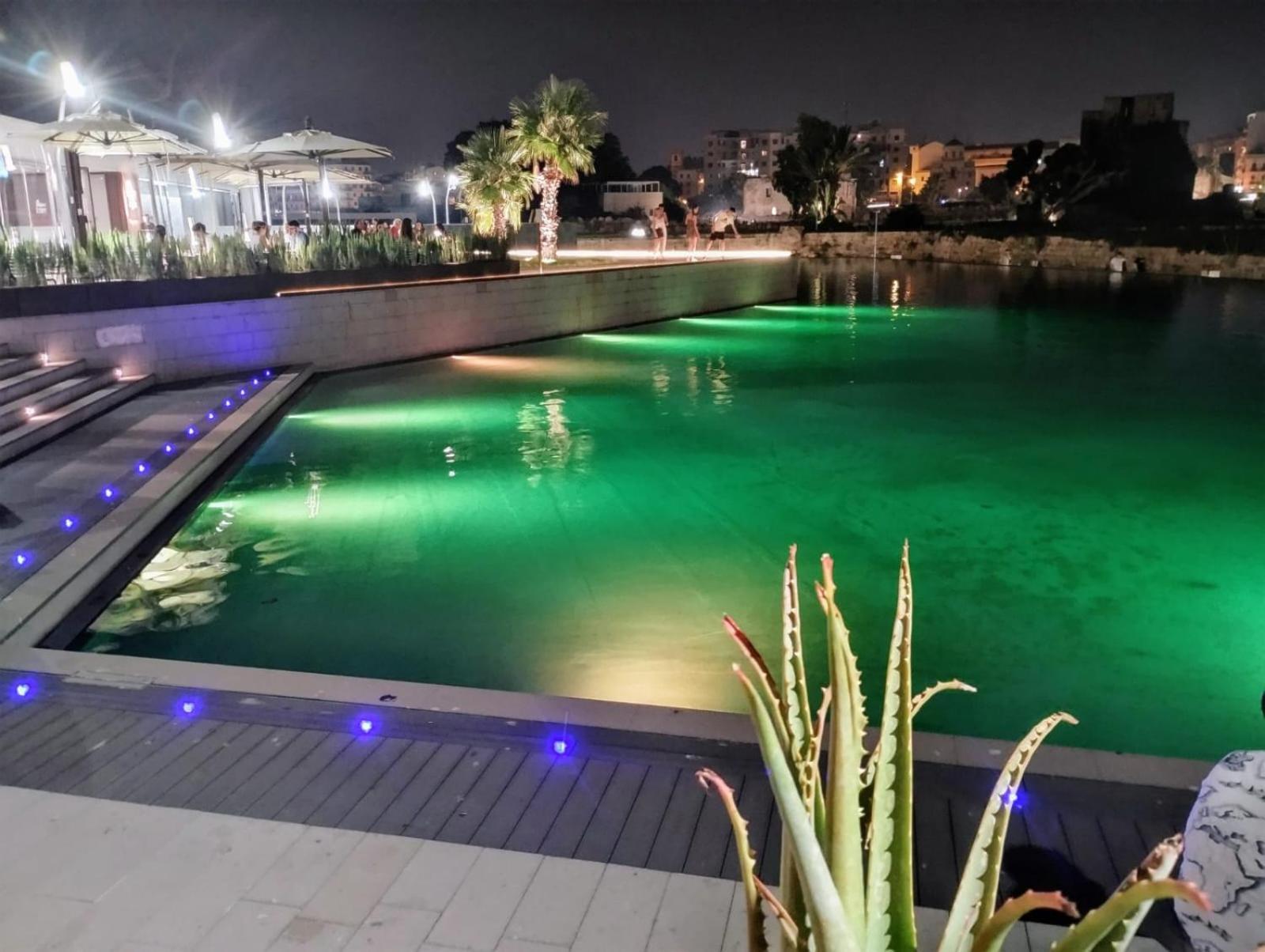 Domus Vetriera Apartment Палермо Екстериор снимка
