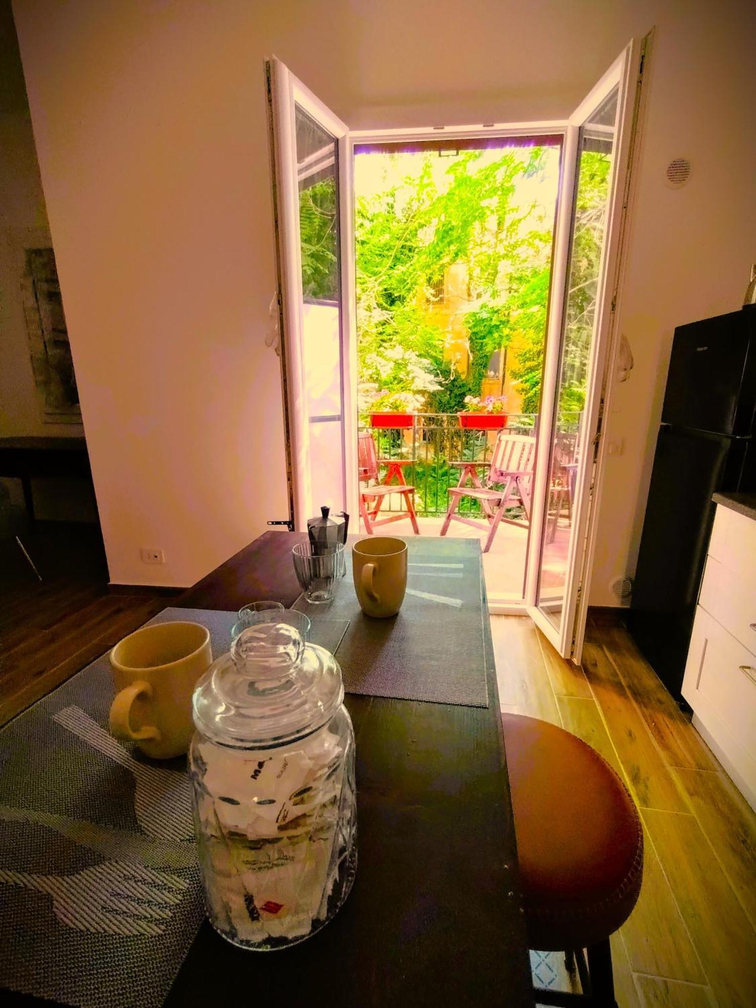 Domus Vetriera Apartment Палермо Екстериор снимка